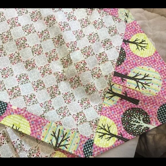 NWT Hand Crafted Set of 2 Runners - Picture 4 of 13